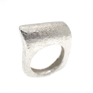 zilveren ring vierkant model