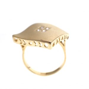 gouden ring matte vierkant