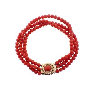 Bloedkoraal kralen armband met gouden slot; Antiek | Ø 60 mm