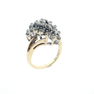 Gouden cocktail cluster ring met diamanten