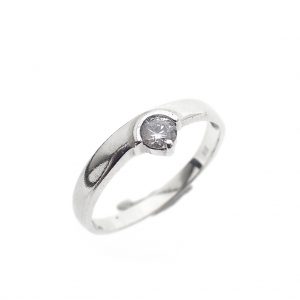 zilveren ring met zirconia