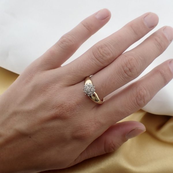 Gouden entourage ring met diamanten | 0,19 ct.