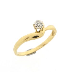 14 karaat geelgouden solitair ring met 0,02 ct. diamant