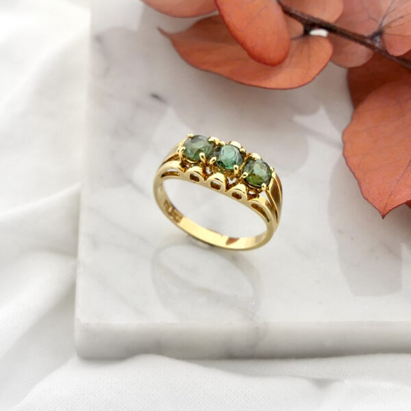 Gouden ring met Smaragd