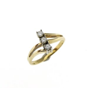 klassiek gouden ring diamant