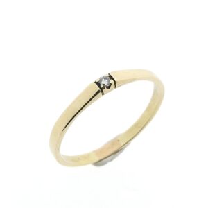 14 karaat gouden solitair ring met diamant