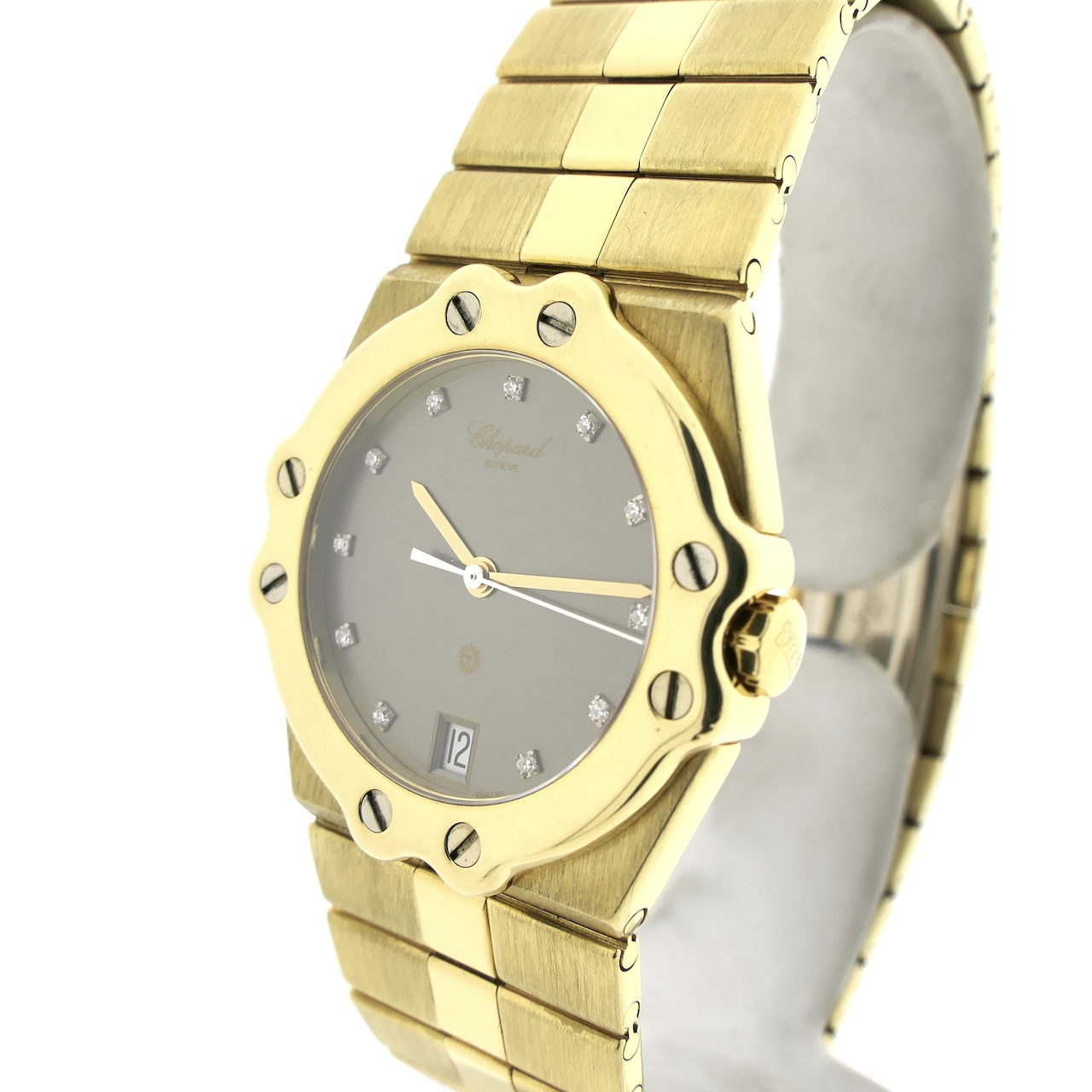 https://www.juweelwinkel.nl/wp-content/uploads/2024/02/Chopard-St.-Moritz-18ct.-262171-0001-4.jpg