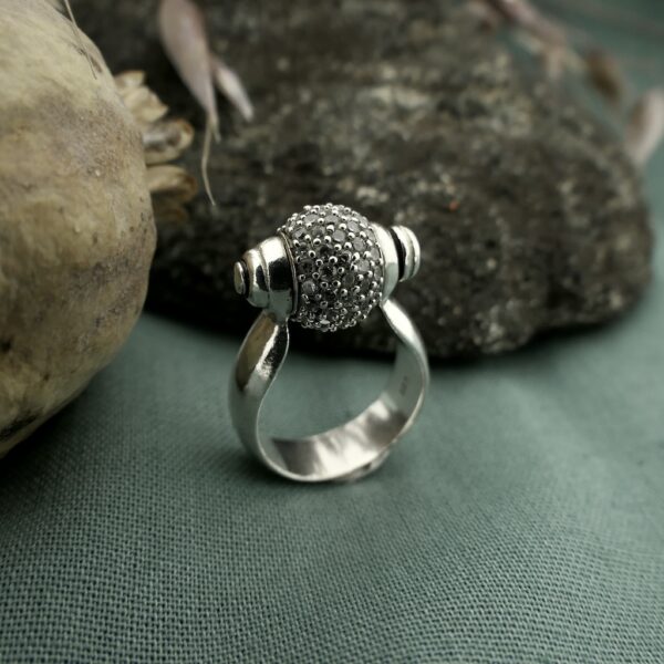 Zilveren draaibare dames ring met zirconia | BIBA