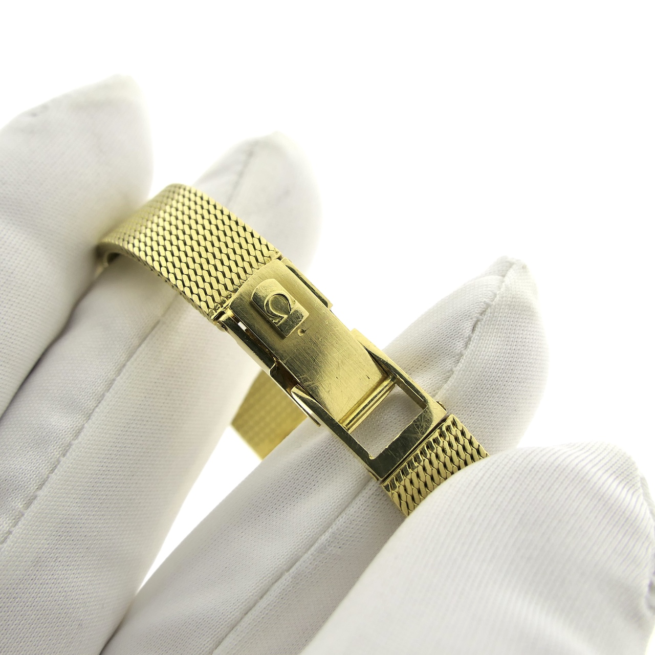 https://www.juweelwinkel.nl/wp-content/uploads/2024/03/Omega-Geneve-Cocktail-watch-18ct.-7131GY-7.jpg