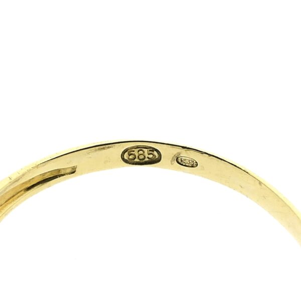 Gouden ring met diamant 0,03 ct.