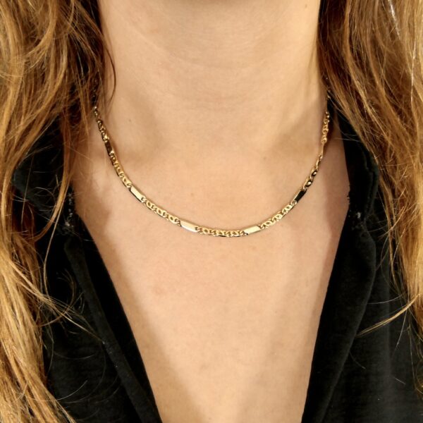 Bicolor gouden gesloten Figaro schakel ketting | 43 cm