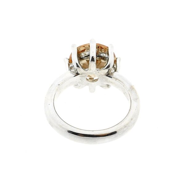 Zilveren robuuste ring met champagne zirconia steen