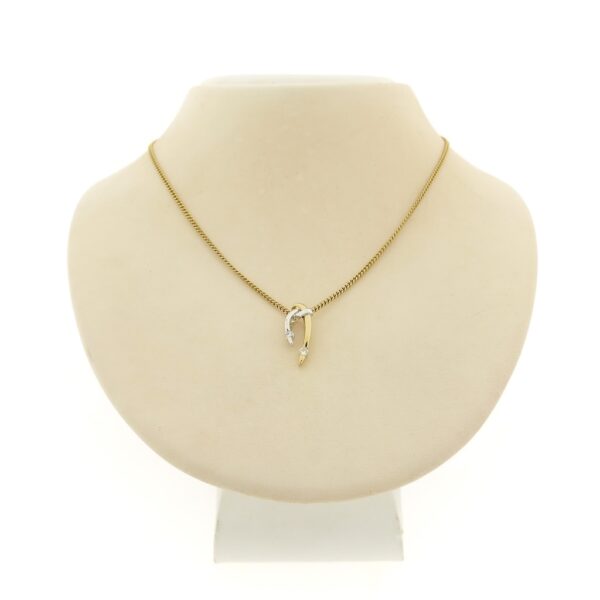 Bicolor gouden hanger met diamant | 0,12 ct.