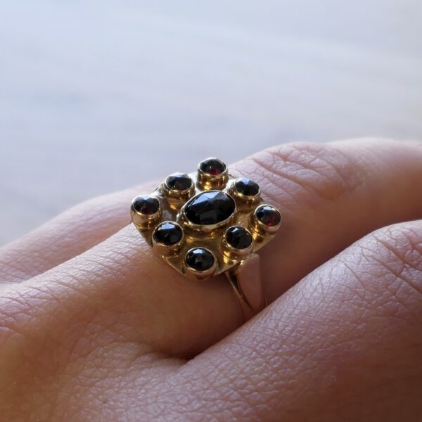 Gouden heren ring met granaat stenen | Vintage