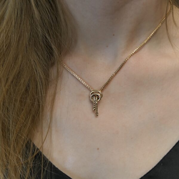 18 Krt. Gouden schakel ketting met vaste hanger | 46 cm