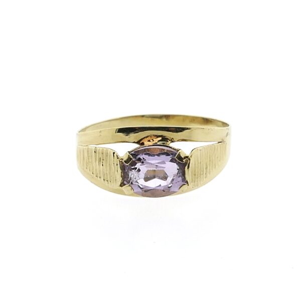 Gouden ring met paarse zirconia
