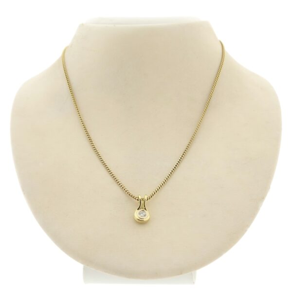 Gouden hanger met diamant | 0,18 ct.