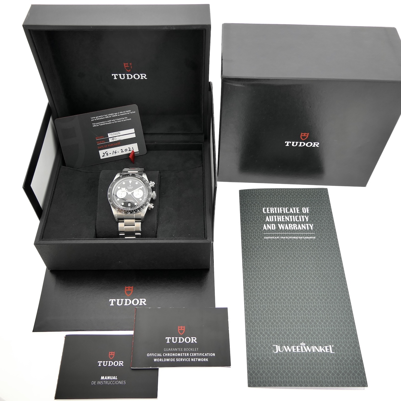 https://www.juweelwinkel.nl/wp-content/uploads/2024/09/Tudor-Black-Bay-Chronograph-79360-26.jpg