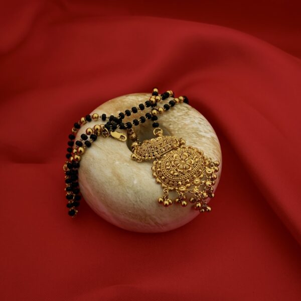 22 Krt. Gouden Mangalsutra ketting met onyx | 61-58 cm of 42 cm