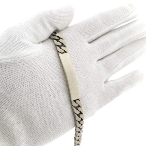 Zilveren robuuste gourmetschakel armband met graveerplaatje | 21 cm