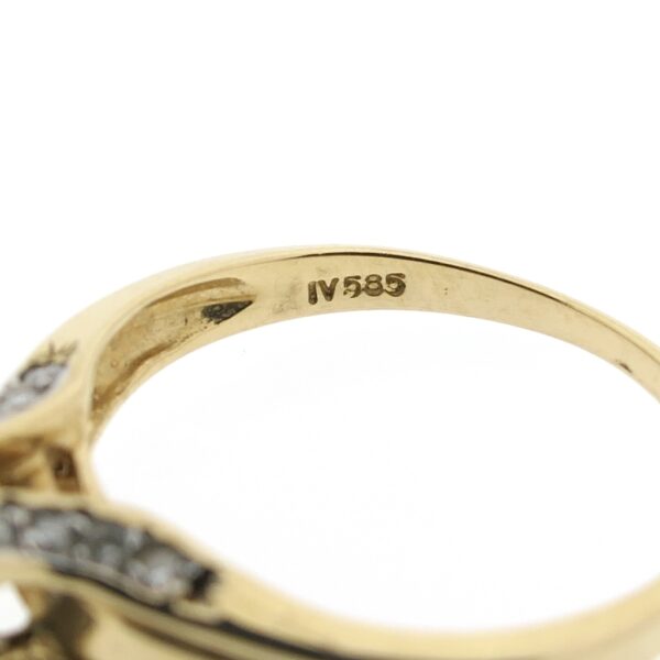 Gouden solitair ring met blauwe en witte diamant | 1,0 ct.