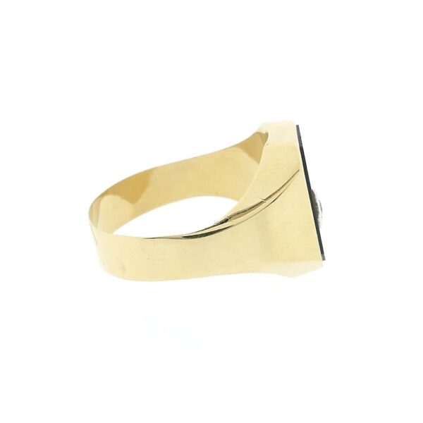 Gouden heren zegelring met onyx en diamant | 0,02 ct.