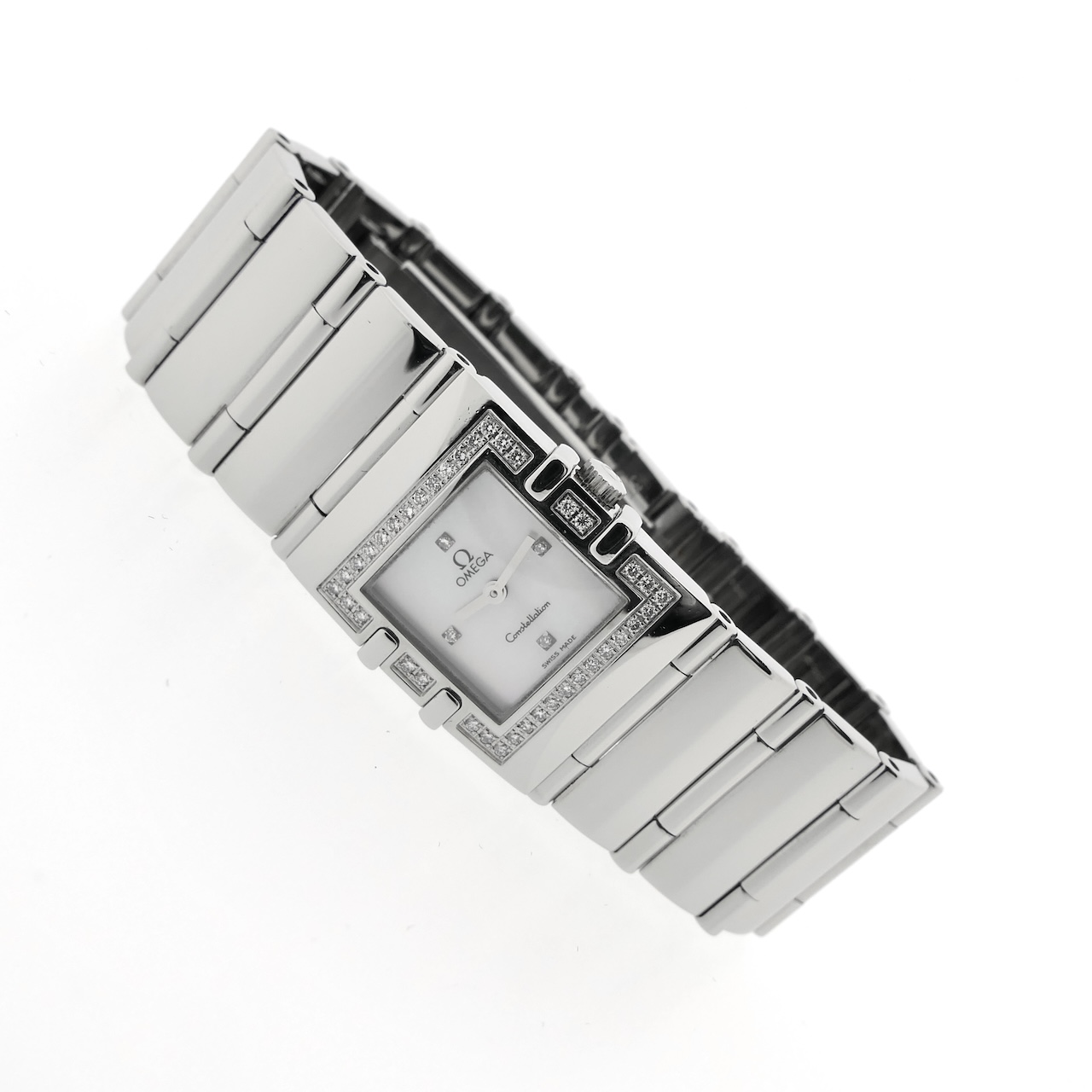https://www.juweelwinkel.nl/wp-content/uploads/2024/11/Omega-Constellation-Quadra-1528.76.00-15.jpg