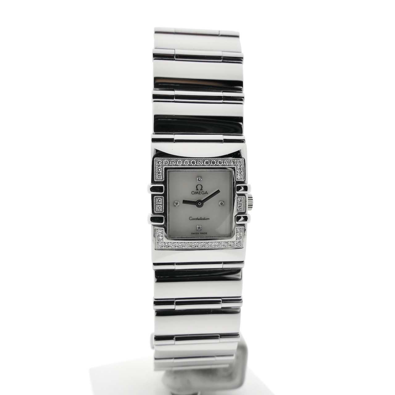 https://www.juweelwinkel.nl/wp-content/uploads/2024/11/Omega-Constellation-Quadra-1528.76.00-2.jpg