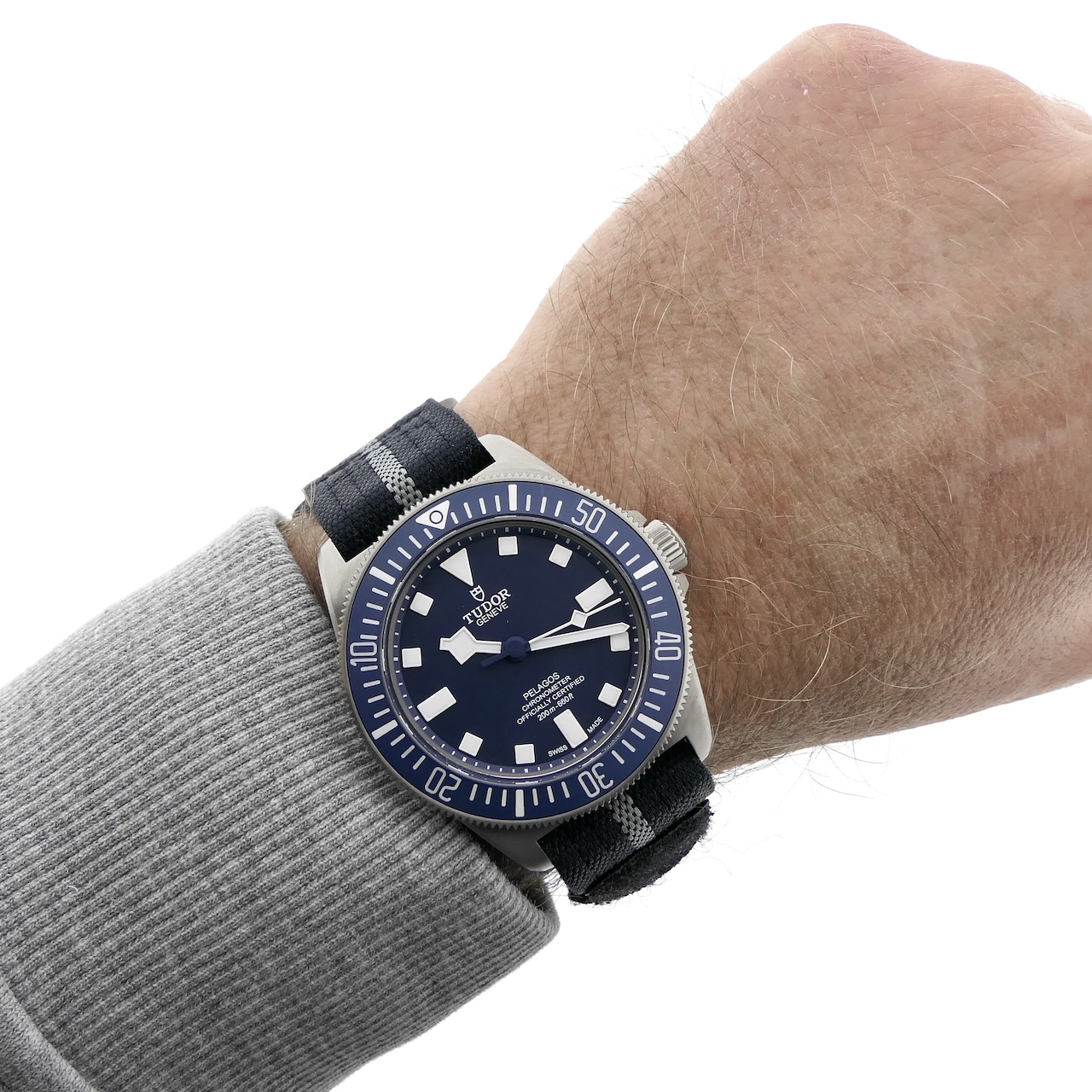 https://www.juweelwinkel.nl/wp-content/uploads/2025/03/Tudor-Pelagos-FXD-Marine-Nationale-24-25707B24-0001-15.jpg