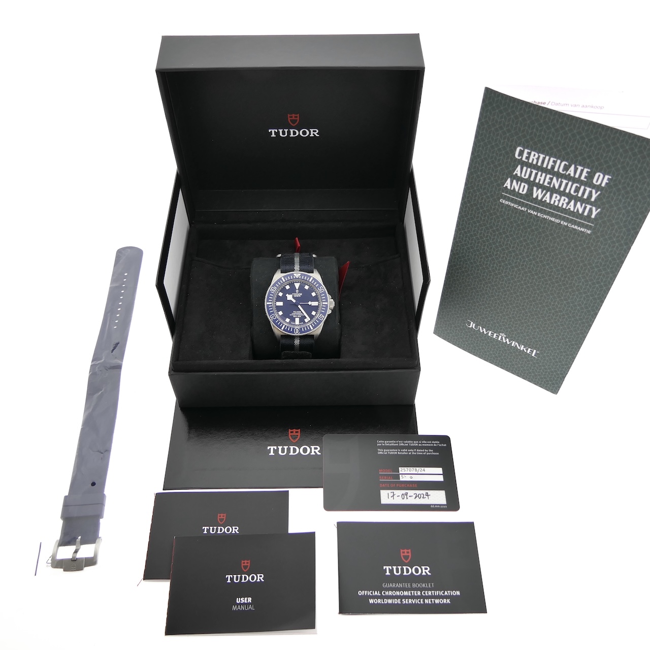 https://www.juweelwinkel.nl/wp-content/uploads/2025/03/Tudor-Pelagos-FXD-Marine-Nationale-24-25707B24-0001-20.jpg