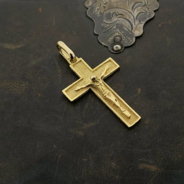 18 Krt. Gouden hanger van een kruis met corpus