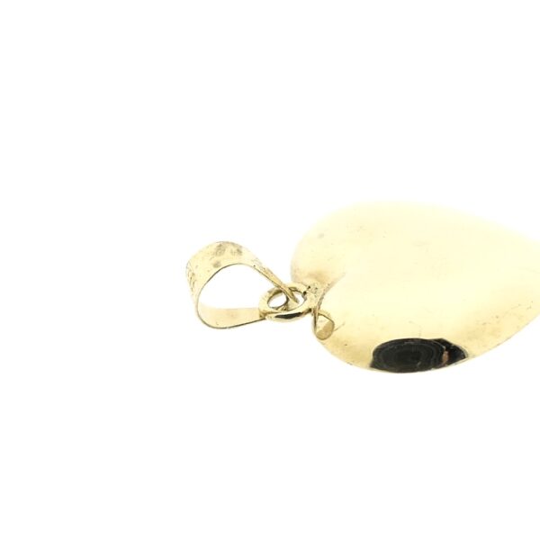 Gouden hanger van een hartje