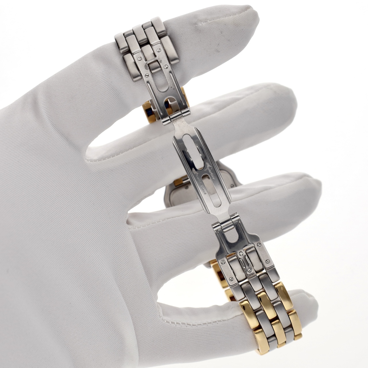 https://www.juweelwinkel.nl/wp-content/uploads/2025/06/Cartier-Panthere-3-Row-183957-18.jpg