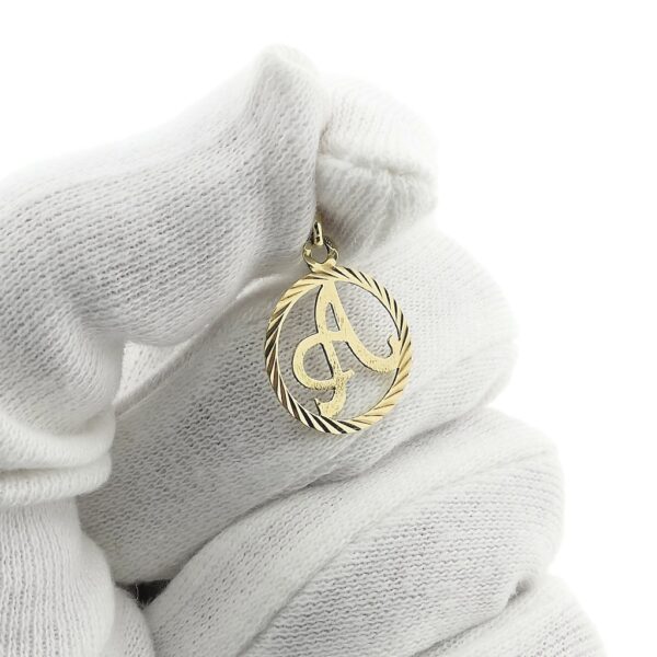 Bicolor gouden hanger met letter; A