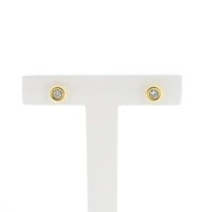 14 karaat gouden subtiele oorstekers met diamant | 0,20 ct.