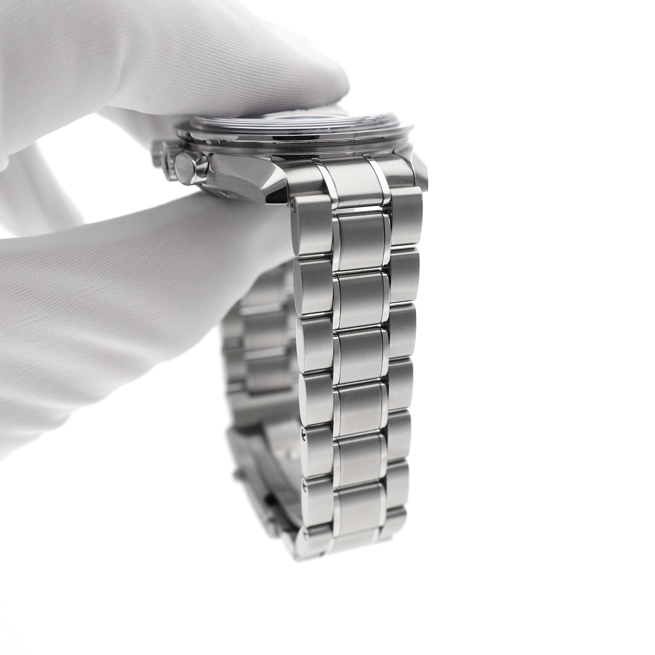 https://www.juweelwinkel.nl/wp-content/uploads/2025/07/Omega-Speedmaster-Double-Sapphire-Juweelwinkel.nl-19.jpg