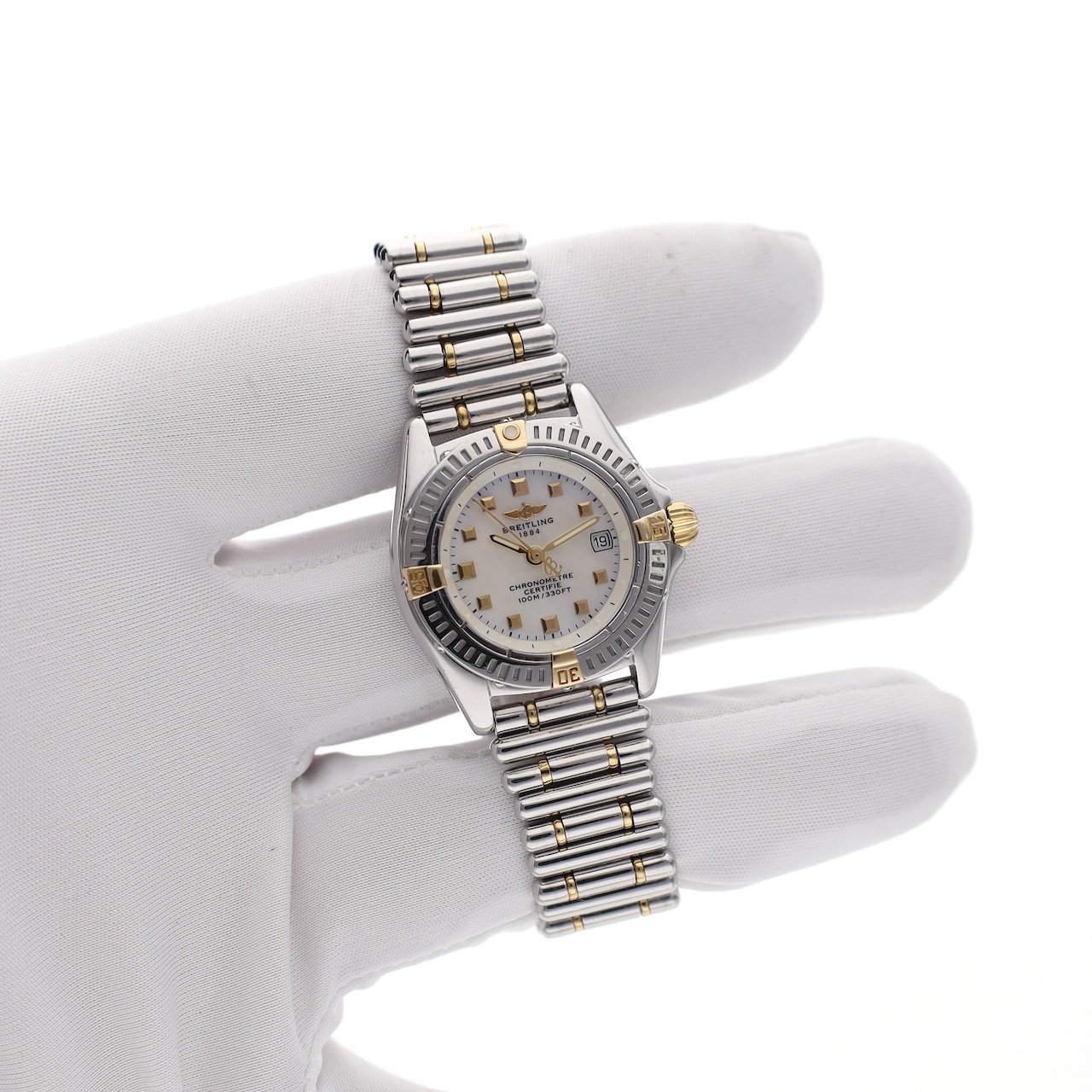 https://www.juweelwinkel.nl/wp-content/uploads/2025/08/Breitling-Callistino-Mother-of-Pearl-B72345-14.jpg