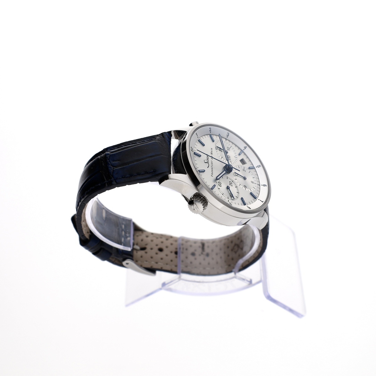 https://www.juweelwinkel.nl/wp-content/uploads/2025/08/Sinn-Die-Frankfurter-Finanzplatzuhr-6000-Limited-250-pcs.-7.jpg