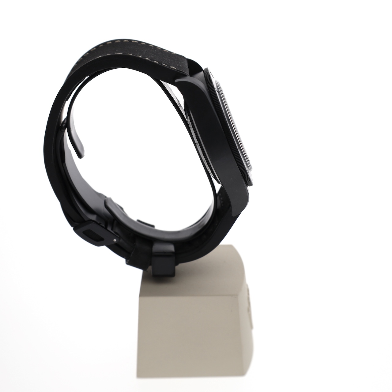 https://www.juweelwinkel.nl/wp-content/uploads/2025/08/Tudor-Dlack-Bay-Ceramic-M79210CNU-7.jpg